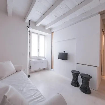 شقة فندقية Sempione11suites 4*