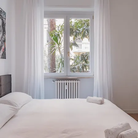 Sempione11suites Aparthotel