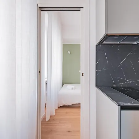 Sempione11suites Aparthotel